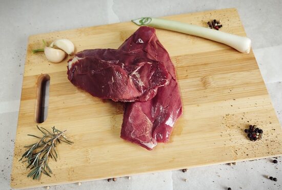 Strucc small steak